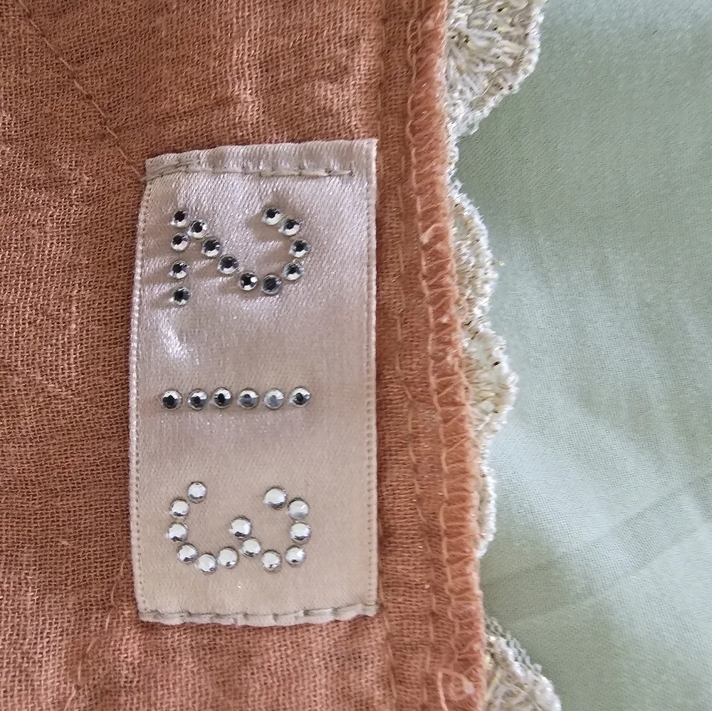 RUST, gold, cream colored gauze and lace blouse by 213 - Picture 7 of 11